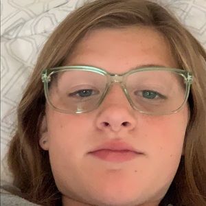 Meet your Posher, Sopha